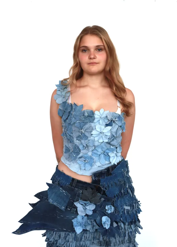 Jeans Modeentwurf Blüten