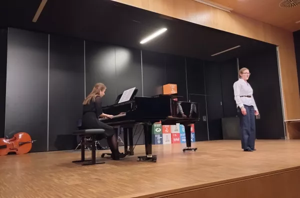 Gesang Klavier Leistungsfach Musik
